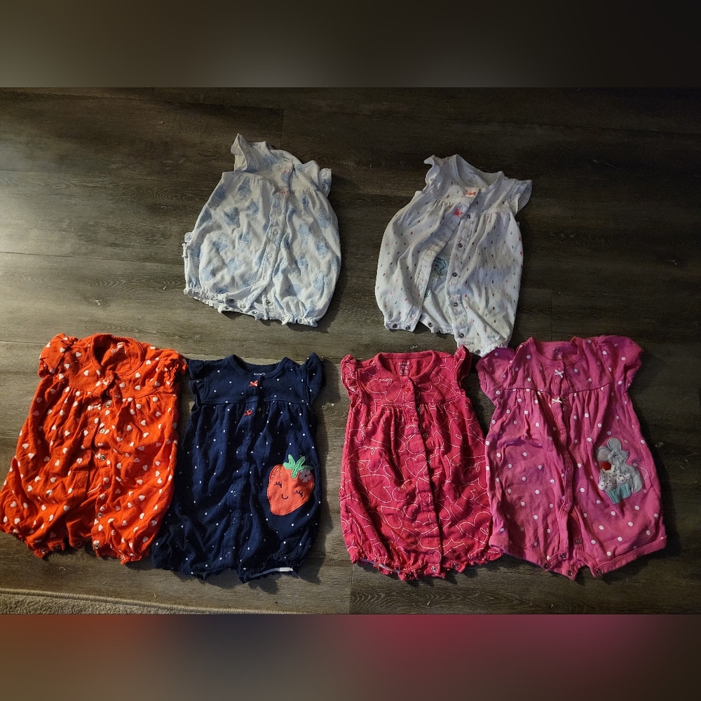 6 outfits